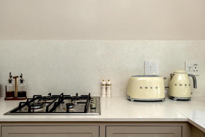 To Let 2 Bedroom Property for Rent in Sea Point Western Cape